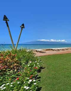 Makani Sands