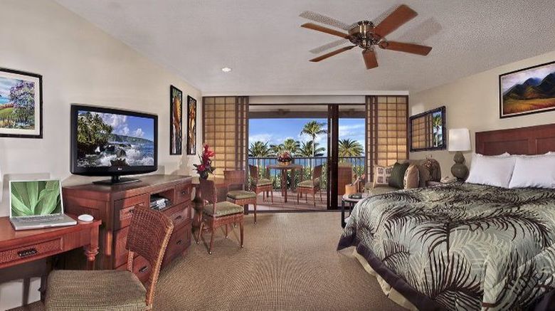 <b>Napili Kai Beach Resort Room</b>