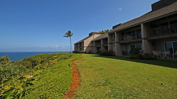 Castle at Princeville Exterior
