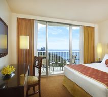 Park Shore Waikiki Room