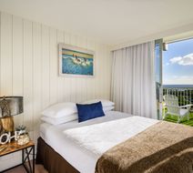 Hotel La Croix Waikiki Room
