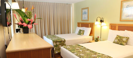 Wayfinder Waikiki Room