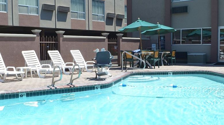 <b>The Sparrow Boise Pool</b>