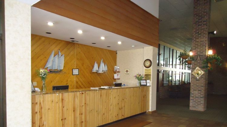 Grand Hotel & Conference Lobby