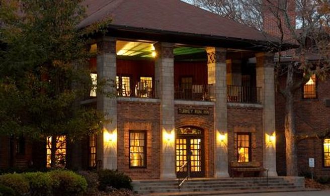 Turkey Run Inn Exterior