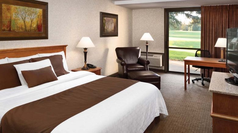 <b>Lake Okoboji Resort & Conference Center Room</b> <b>Lake Okoboji Resort & Conference Center Room</b>