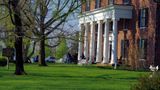 Beaumont Inn Exterior
