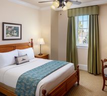 Boone Tavern Hotel Room