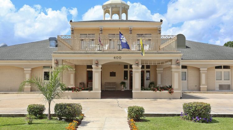 Carmel Inn Exterior