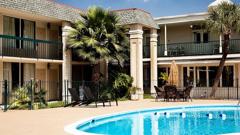 <b>Carmel Inn Pool</b>