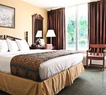 Carmel Inn Room