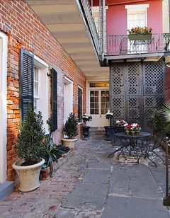 Inn on St Peter