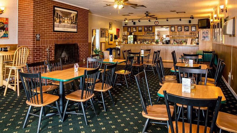 <b>Poland Spring Resort Bar/Lounge</b>