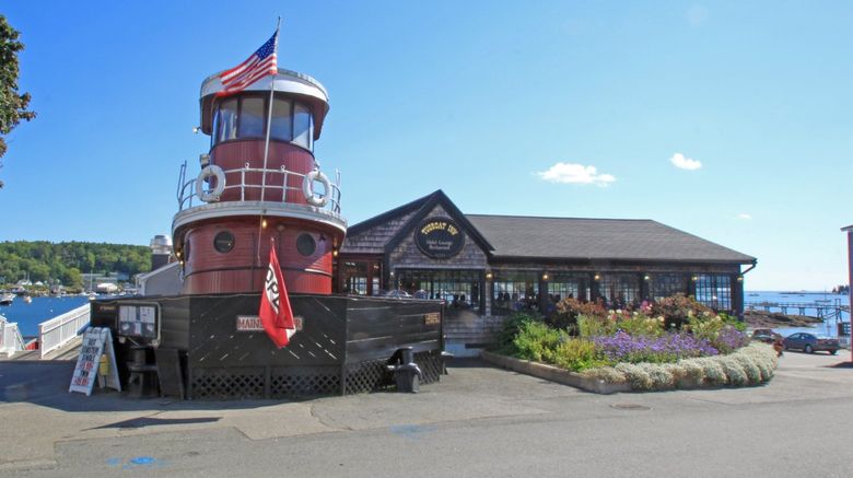 <b>Tugboat Inn Restaurant</b>