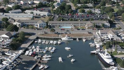InnSeason Resorts HarborWalk
