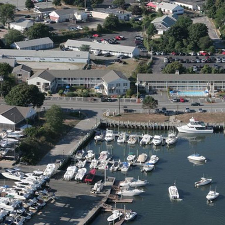 InnSeason Resorts HarborWalk