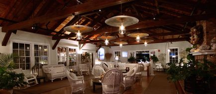 Cliffside Beach Club Lobby
