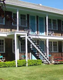 Colonial Village Motel & Cottages