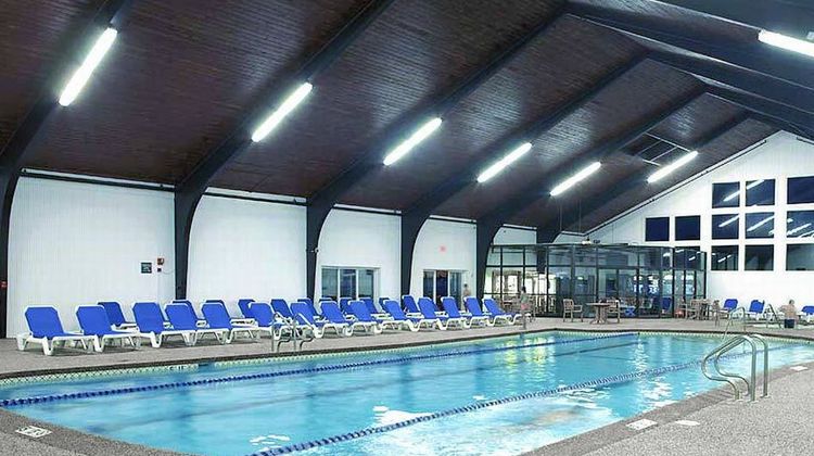 Resort and Conference Center at Hyannis Pool