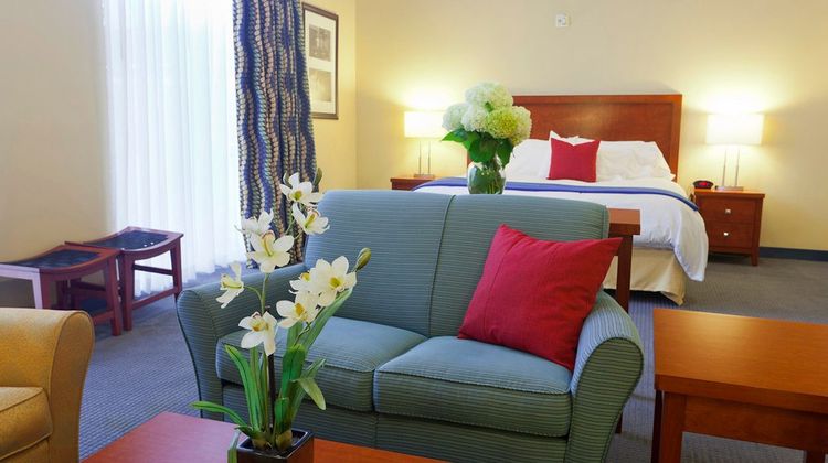 UMass Lowell Inn and Conference Center Suite