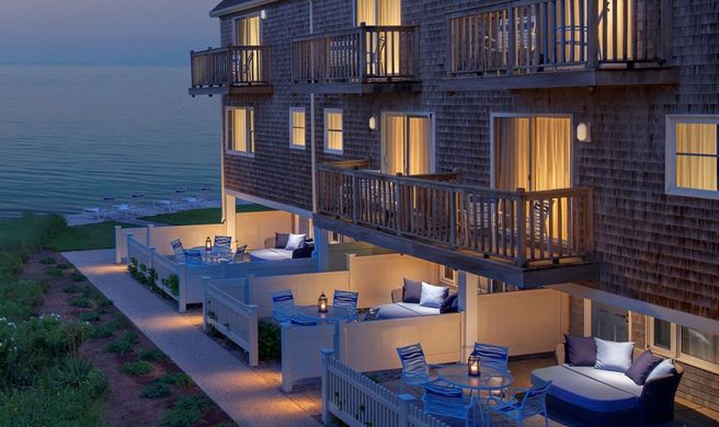 Ocean Mist Beach Hotel & Suites Exterior