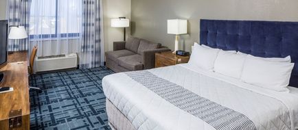 Hotel 1620 at Plymouth Harbor Room