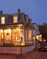 Centerboard Inn