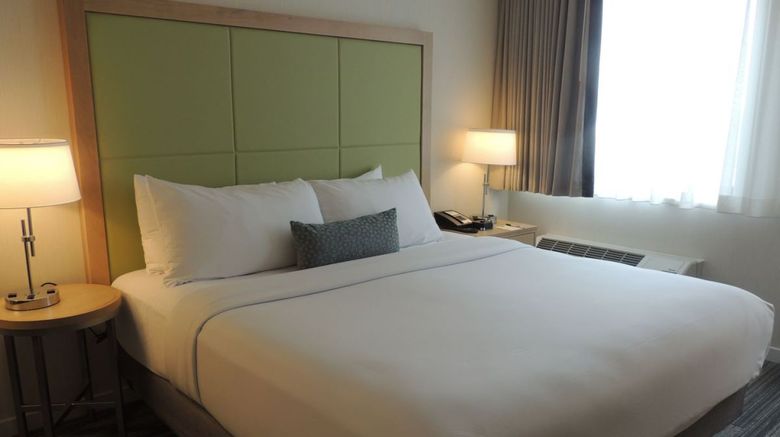 <b>The Inn at Longwood Medical Room</b>