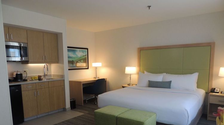 The Inn at Longwood Medical Suite