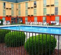 A Victory Inn Suites Ann Arbor Pool