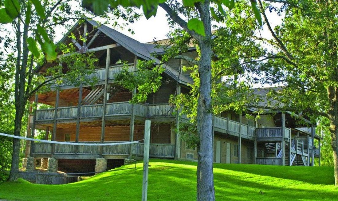 Double JJ Resort Exterior
