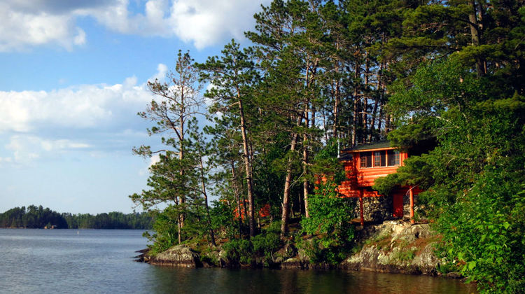 Burntside Lodge Exterior