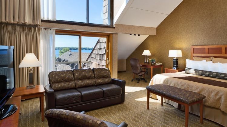 Arrowwood Resort & Conference Center Suite