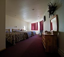 Soda Butte Lodge Suite