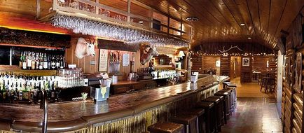 Bucks T-4 Lodge Bar/Lounge