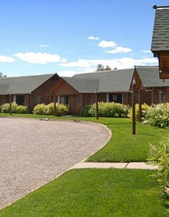 El Western Cabins & Lodges