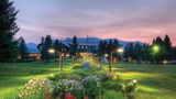 Glacier Park Lodge Exterior
