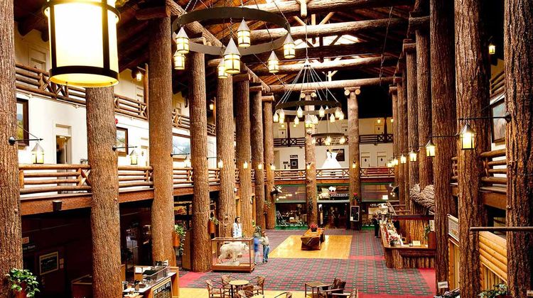 Glacier Park Lodge Lobby