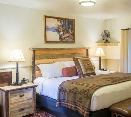 Lake McDonald Lodge & Cabins Room