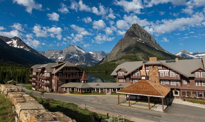 Many Glacier Hotel Exterior