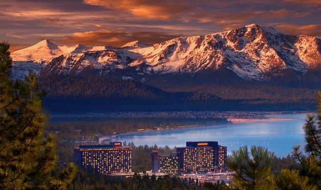 Harrah's Lake Tahoe Exterior