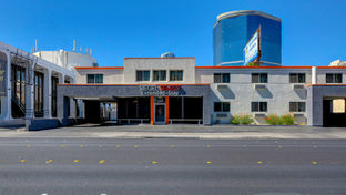 Siegel Suites Select Convention Center