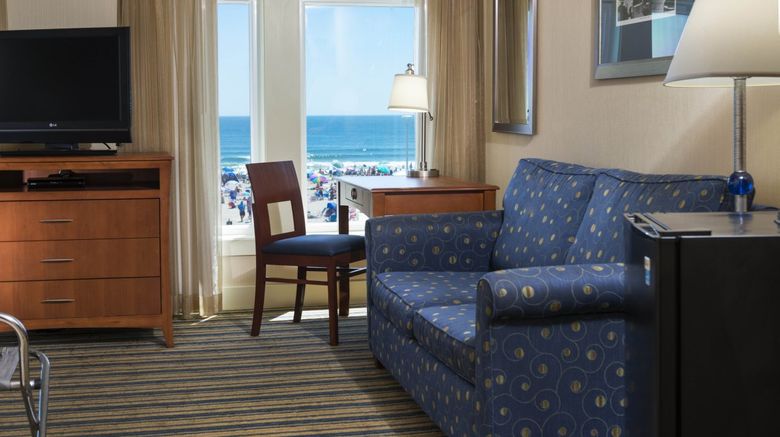 <b>Ashworth by the Sea Suite</b>