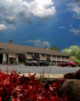 Hampton Falls Inn