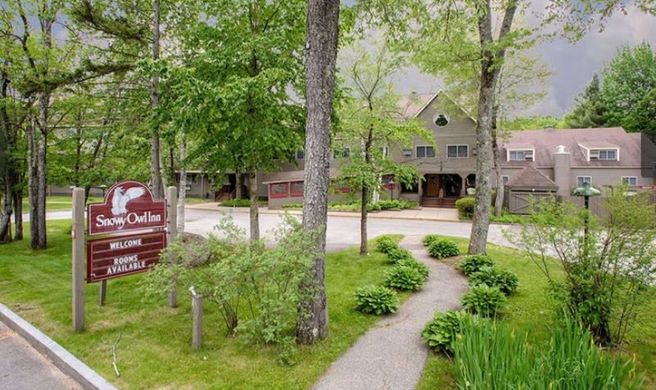 Snowy Owl Inn Exterior