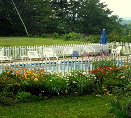 1785 Inn & Restaurant Pool