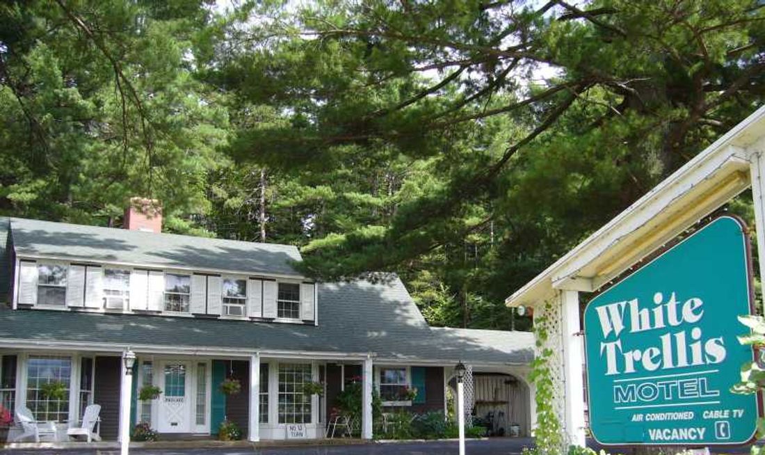 White Trellis Motel Exterior