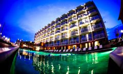 Ocean Club Hotel