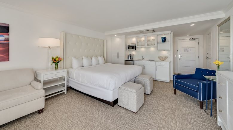 <b>Icona Avalon Room</b>