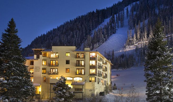 Edelweiss Lodge & Spa Exterior